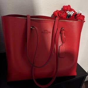 Coach Mollie Leather Tote for Women - Black/True Red